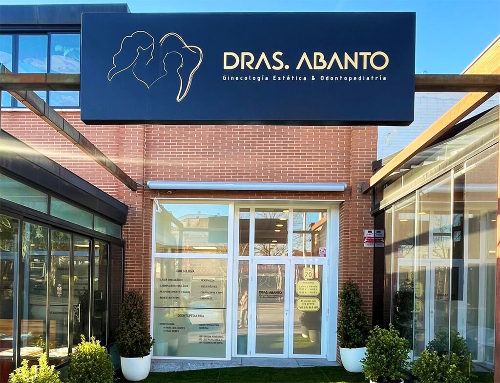 clinica ginecologica y de odontopediatría